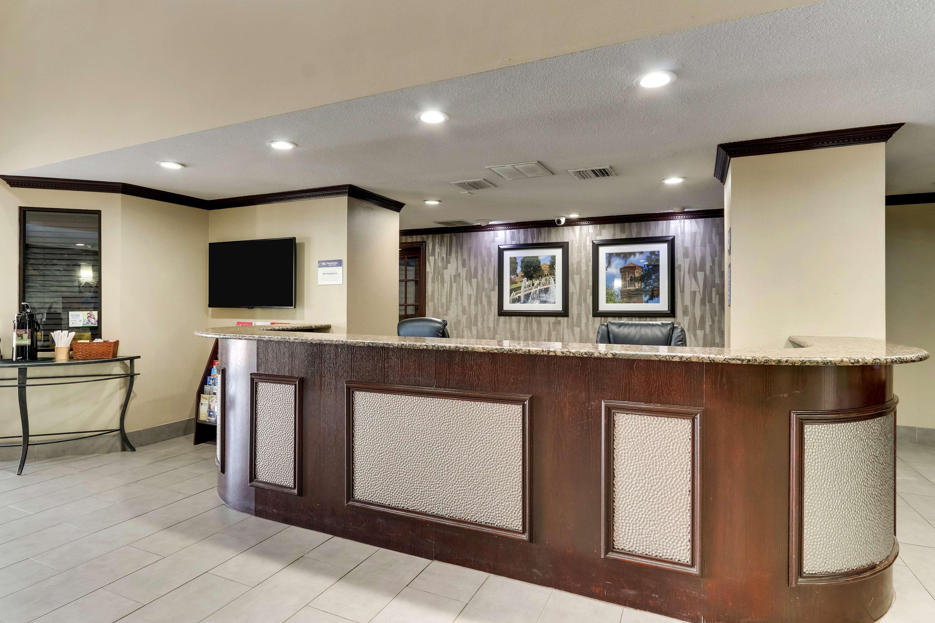 Best Western Plus University Inn & Suites Wichita Falls Dış mekan fotoğraf