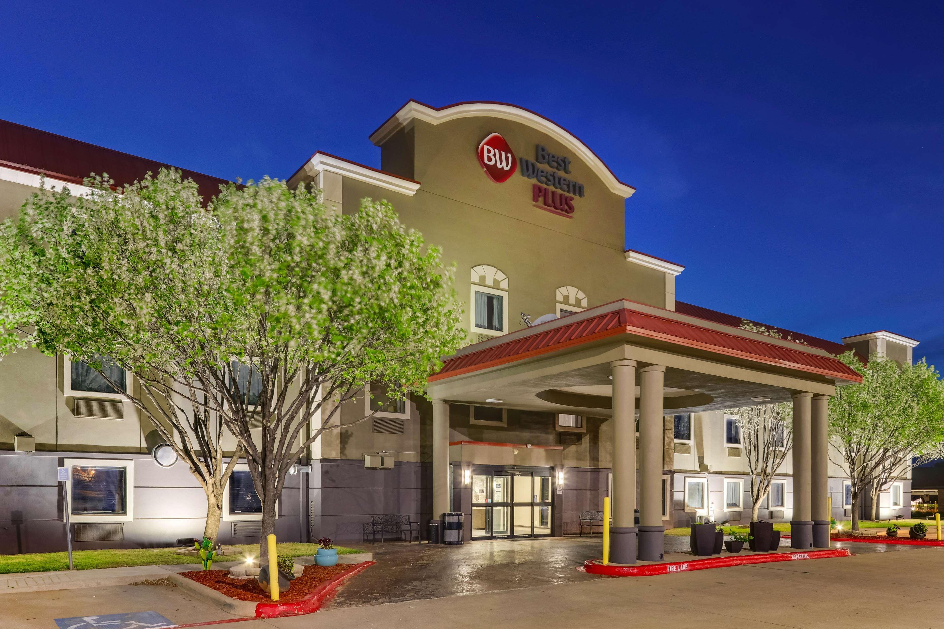 Best Western Plus University Inn & Suites Wichita Falls Dış mekan fotoğraf